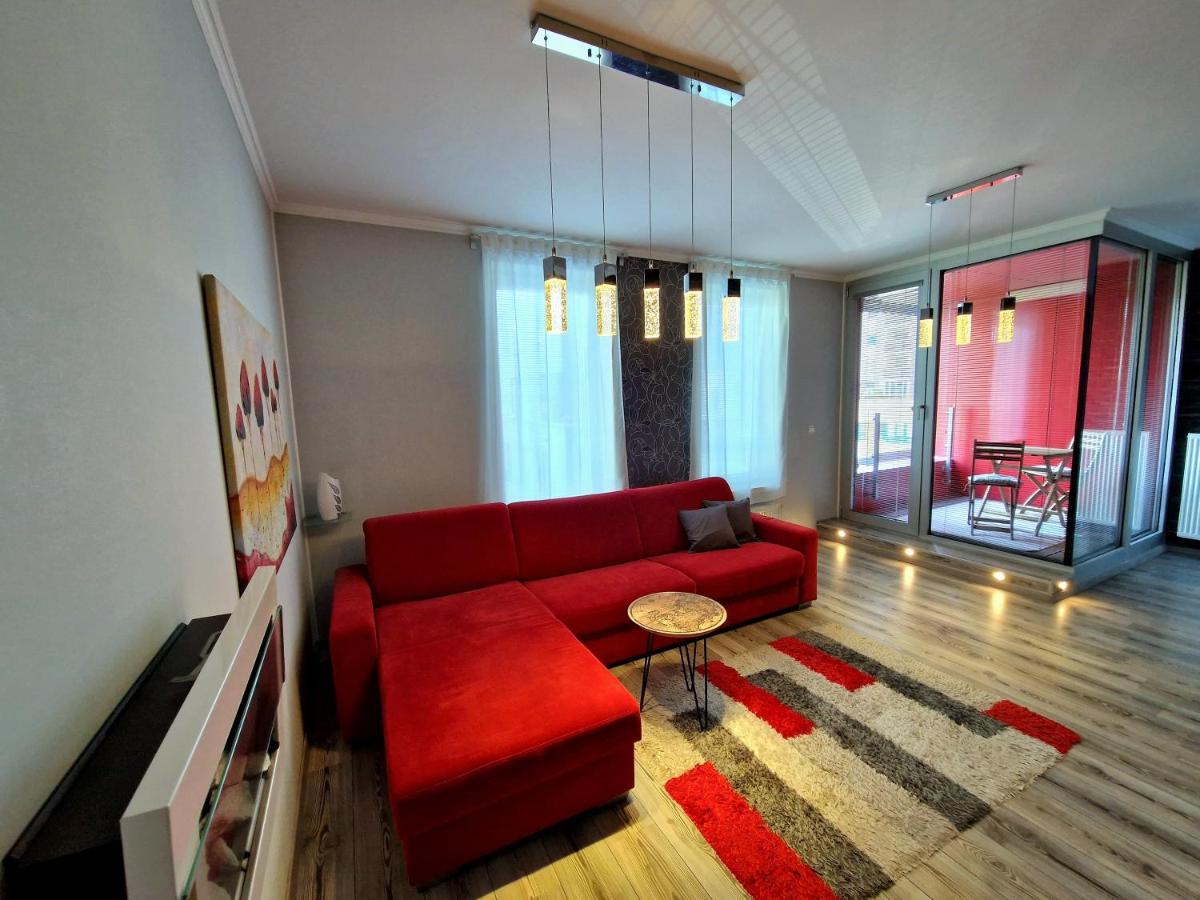Apartmanik V Tichom Nadvori - Free Parking บราติสลาวา ภายนอก รูปภาพ